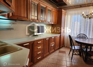 Продажа 3-комнатной квартиры, 102.4 м2, Екатеринбург, улица Стачек, 55, метро Уралмаш