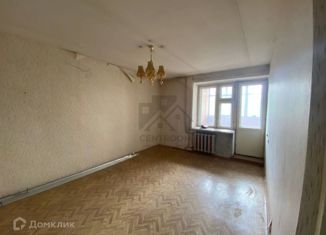 Продам однокомнатную квартиру, 34 м2, Татарстан, улица Коммунаров, 2