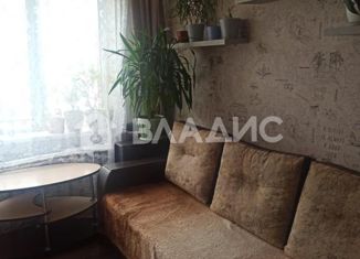 Продаю 1-комнатную квартиру, 17 м2, Артём, улица Кирова, 59