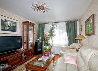 Продаю 3-ком. квартиру, 58.3 м2, Новосибирск, улица Энгельса, 10, улица Энгельса