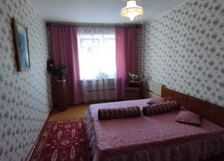 Продажа 3-комнатной квартиры, 76.8 м2, Кирово-Чепецк, улица Комиссара Утробина, 8