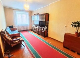Продается 3-ком. квартира, 61 м2, Череповец, проспект Победы, 75