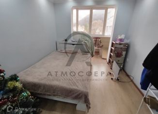 Продается 3-ком. квартира, 75 м2, Ольгинка, 3-й микрорайон, 4