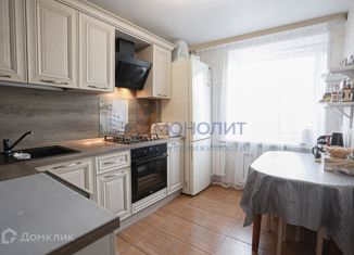 Продам 2-ком. квартиру, 50 м2, Нижний Новгород, Родниковая улица, 6, Родниковая улица