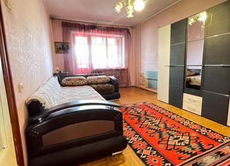 Продажа трехкомнатной квартиры, 68.1 м2, Астрахань, улица Аксакова, 14к1