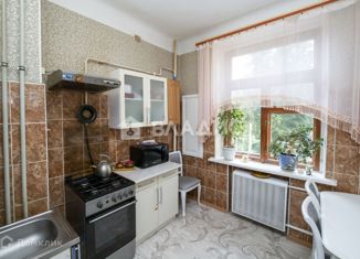 Продам 3-комнатную квартиру, 79.1 м2, Нижний Новгород, улица Героя Советского Союза Поющева, 17, Автозаводский район