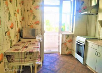 Продам 2-ком. квартиру, 55 м2, Симферополь, переулок Альпинистов, 8/5