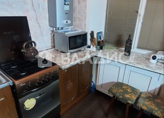 Продам 2-ком. квартиру, 44 м2, Ковров, улица Зои Космодемьянской, 5/3