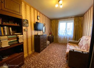 Продаю 3-комнатную квартиру, 64 м2, Санкт-Петербург, улица Десантников, 20к1, улица Десантников