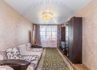 Продаю 3-комнатную квартиру, 63 м2, Курганская область, улица Яблочкина, 6