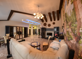 Продам трехкомнатную квартиру, 108.4 м2, Екатеринбург, улица Барвинка, 20, улица Барвинка