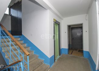 2-комнатная квартира на продажу, 54.2 м2, Омская область, улица Малиновского, 14к2