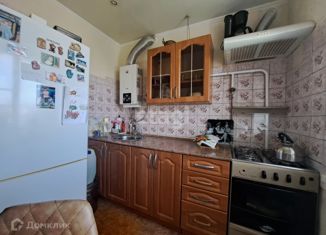 Продажа 2-ком. квартиры, 42 м2, Минеральные Воды, улица 50 лет Октября, 49