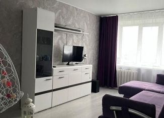 Продаю двухкомнатную квартиру, 45 м2, Чебоксары, улица Гоголя, 5, ЖК Альгешево-1