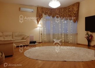 Продам 4-ком. квартиру, 129.4 м2, Волгоград, Ворошиловский район, улица Огарева, 1