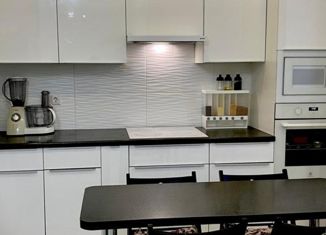 Двухкомнатная квартира на продажу, 52.6 м2, посёлок Марьино, улица Харлампиева, 50к1