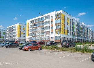 Продаю 1-комнатную квартиру, 30.9 м2, посёлок Мичуринский, Широкореченская улица, 45