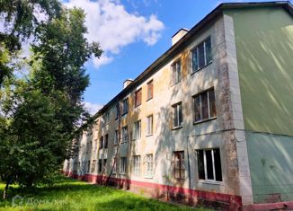 Продам 2-ком. квартиру, 52 м2, Коломна, улица Цементников, 4