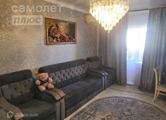 Продаю 3-комнатную квартиру, 69.8 м2, Астраханская область, улица Рылеева, 82к1