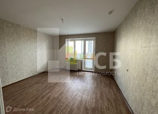 Продажа 1-ком. квартиры, 35 м2, Омск, ЖК Регата, улица Леонида Маслова, 4