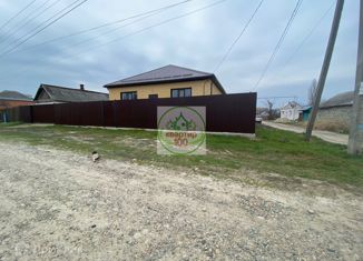 Продам дом, 120 м2, Новокубанск, Рабочая улица, 42
