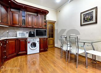 Продаю дом, 230 м2, Краснодар, улица имени Калинина, 310/2, микрорайон Кожзавод