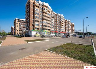 Продаю 2-ком. квартиру, 70.3 м2, Краснодар, улица Героя Хабибуллина, 11, ЖК Лиговский