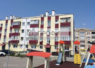 Продам 2-ком. квартиру, 42.3 м2, Новый Оскол, улица Славы