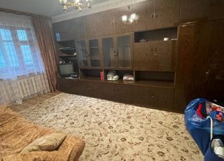 Продам 4-ком. квартиру, 77 м2, Ставрополь, улица Пирогова, 40/1, микрорайон № 34