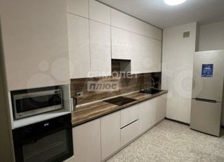 Продается 3-ком. квартира, 80 м2, Ставрополь, улица Чехова, 51