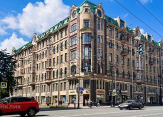 Продается 3-комнатная квартира, 80 м2, Санкт-Петербург, Невский проспект, 147Б, метро Площадь Александра Невского-2