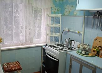 Продам 2-ком. квартиру, 45 м2, Старый Оскол, микрорайон Весенний, 9