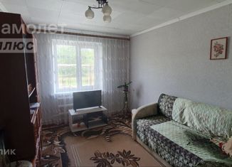 Продажа 2-комнатной квартиры, 39.2 м2, поселок Комсомольский, улица 50 лет Октября, 16
