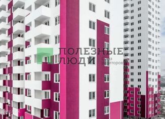 Продаю 2-комнатную квартиру, 50 м2, Новороссийск, улица Герцена, 3Ак2