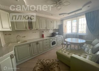 Сдается в аренду двухкомнатная квартира, 67 м2, Рязань, улица Стройкова, 51, Железнодорожный административный округ
