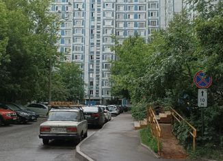 Продаю 3-ком. квартиру, 76 м2, Москва, Кировоградская улица, 19к2, метро Пражская