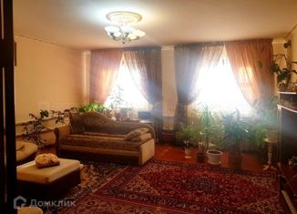 Продаю дом, 120 м2, поселок городского типа Алексеевское, улица Дорожников, 15