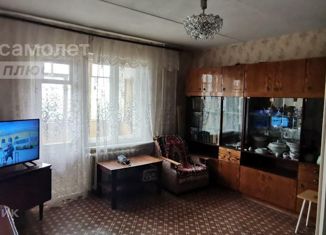 Продам трехкомнатную квартиру, 70 м2, Йошкар-Ола, улица Эшкинина, 9, микрорайон Сомбатхей