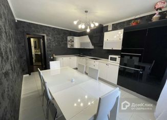 Сдача в аренду двухкомнатной квартиры, 90 м2, Казань, улица Адоратского, 3Б, ЖК Серебряный каскад