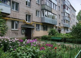 Продаю 2-комнатную квартиру, 48 м2, Иваново, Светлая улица, 6, район Пустошь-Бор