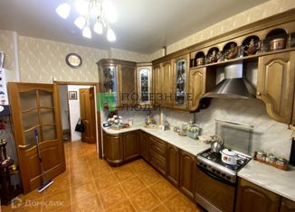Продается трехкомнатная квартира, 100.3 м2, Тверь, улица Фадеева, 40к1