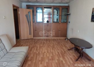 Сдается 2-ком. квартира, 52.9 м2, Череповец, проспект Победы, 58