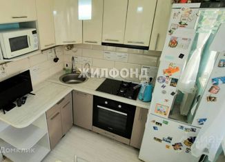 Продам 2-ком. квартиру, 44.4 м2, Новосибирск, Советская улица, 51, Советская улица