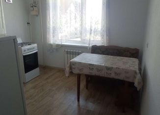 Продам 2-ком. квартиру, 45.6 м2, поселок городского типа Стройкерамика, улица Мира, 61