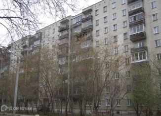 Продается трехкомнатная квартира, 61 м2, Екатеринбург, улица Индустрии, 62, улица Индустрии