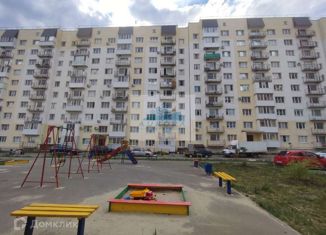 Продажа 2-ком. квартиры, 50 м2, Саратов, Ленинский район, улица Романтиков, 48Б