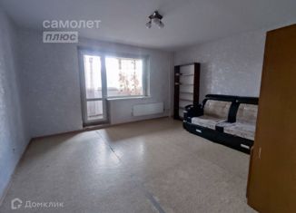 Продается 1-комнатная квартира, 45.3 м2, Челябинская область, улица Генерала Мартынова, 9