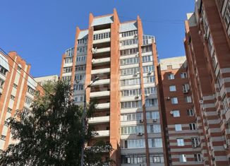 Продаю 2-ком. квартиру, 72 м2, Тула, Привокзальный территориальный округ, улица Дмитрия Ульянова, 2