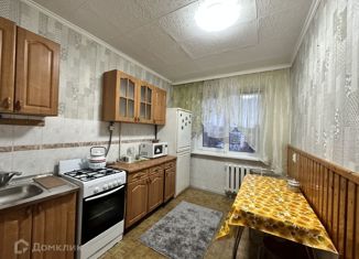 Сдача в аренду двухкомнатной квартиры, 52 м2, Нижнекамск, Лесная улица, 1А