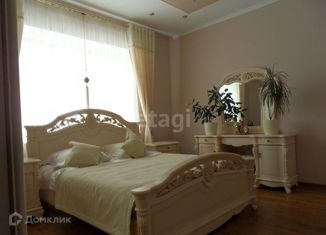 Продаю многокомнатную квартиру, 223 м2, Крым, улица Сытникова, 4А